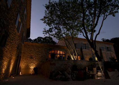 Mas Bella Cortis Bed & Breakfast La Garde-Adhémar Екстериор снимка