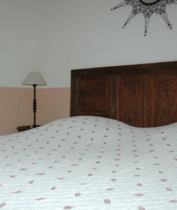 Mas Bella Cortis Bed & Breakfast La Garde-Adhémar Екстериор снимка